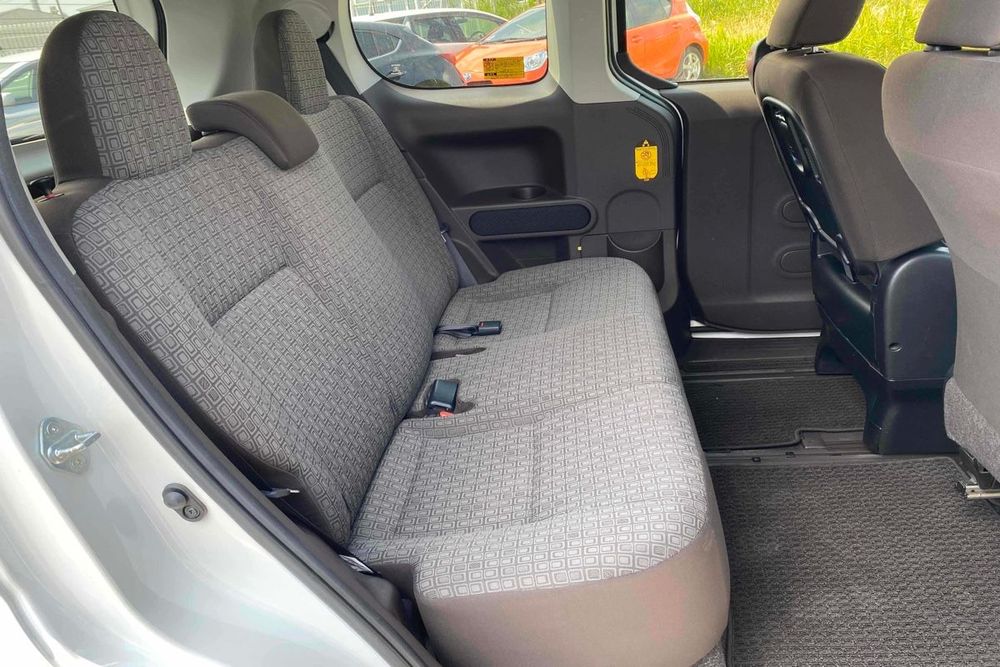 Local or import cars from kenya. Carhoot car Id 8