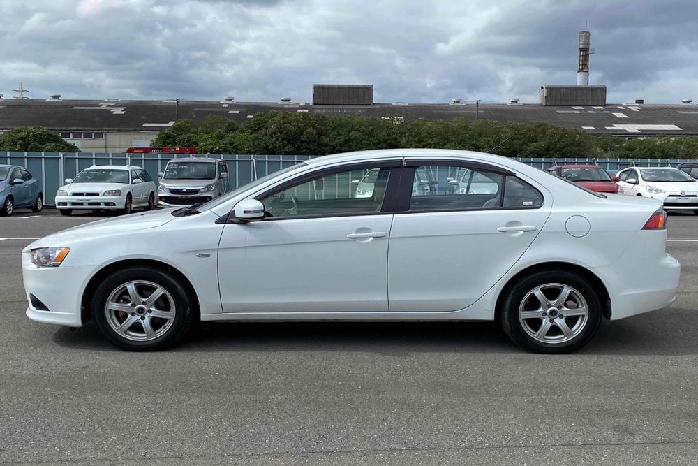 Local or import cars from kenya. Carhoot car Id 6