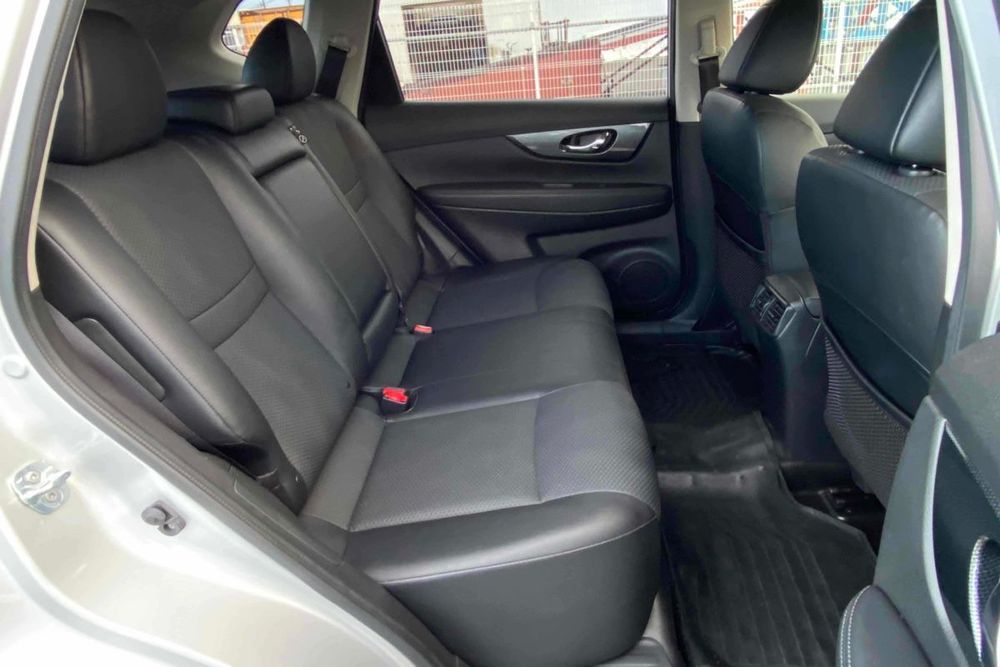 Local or import cars from kenya. Carhoot car Id 8