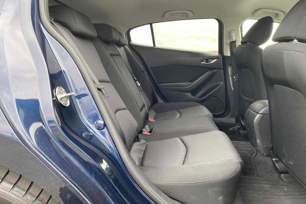 Local or import cars from kenya. Carhoot car Id 8