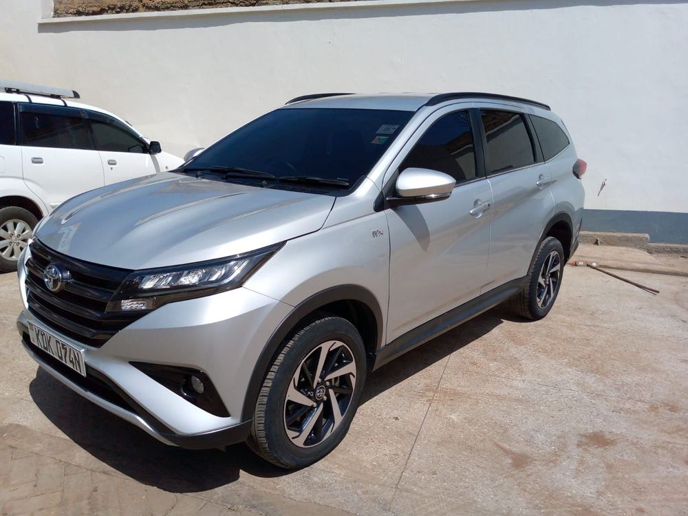 Local or import cars from kenya. Carhoot car Id 1