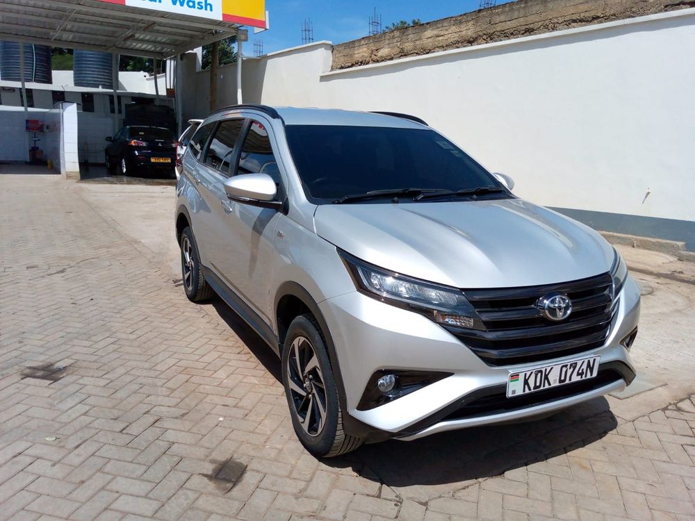 Local or import cars from kenya. Carhoot car Id 2