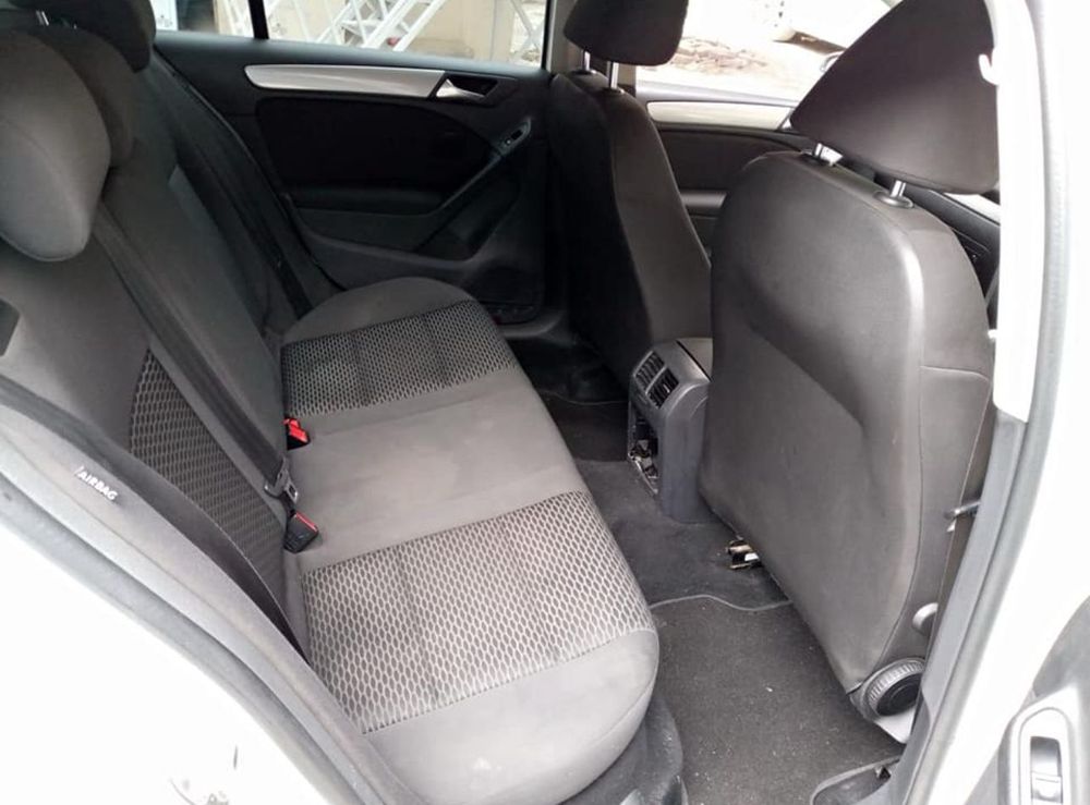 Local or import cars from kenya. Carhoot car Id 5