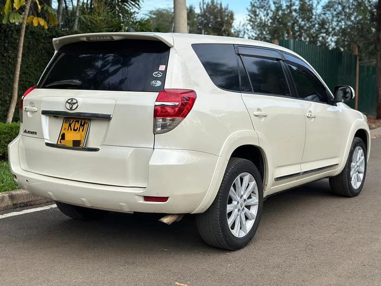 Local or import cars from kenya. Carhoot car Id 2